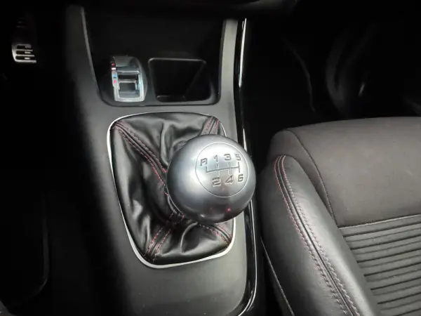 Alfa Romeo Giulietta 1.6 JTDM Exclusive 17