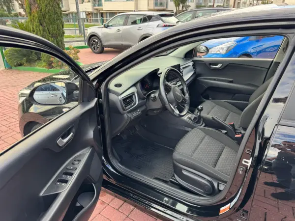 Kia Rio 1.2 CVVT Dynamic 5