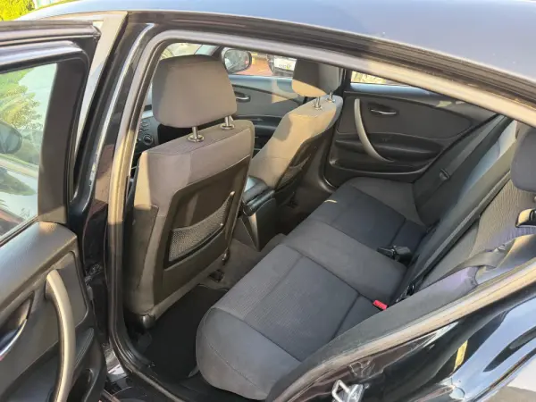 BMW 116 116d 7