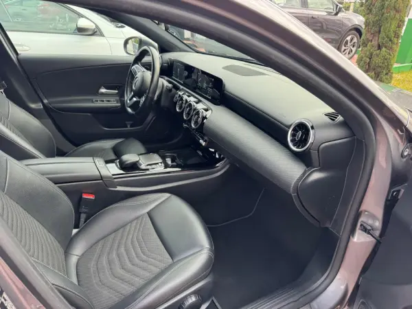 Mercedes-Benz A 180 d Style Aut. 14