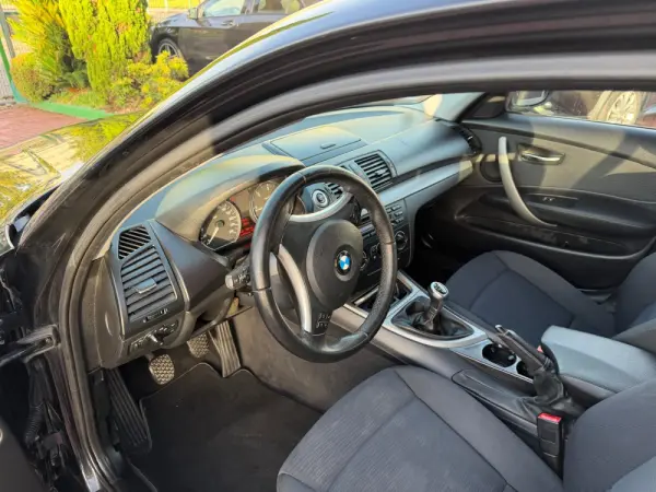 BMW 116 116d 4