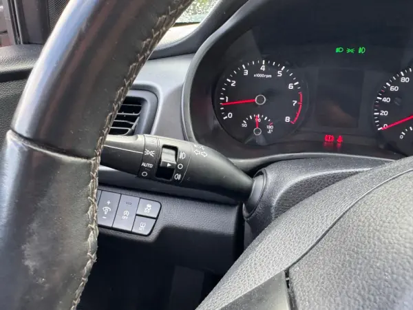 Kia Rio 1.2 CVVT Dynamic 27