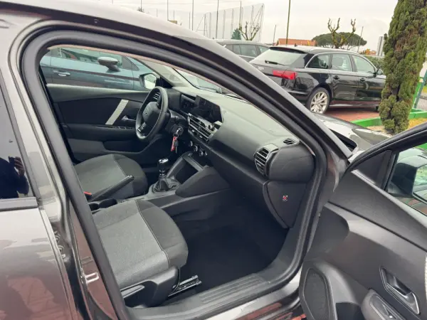 Citroën C4 1.5 BlueHDi Shine 21