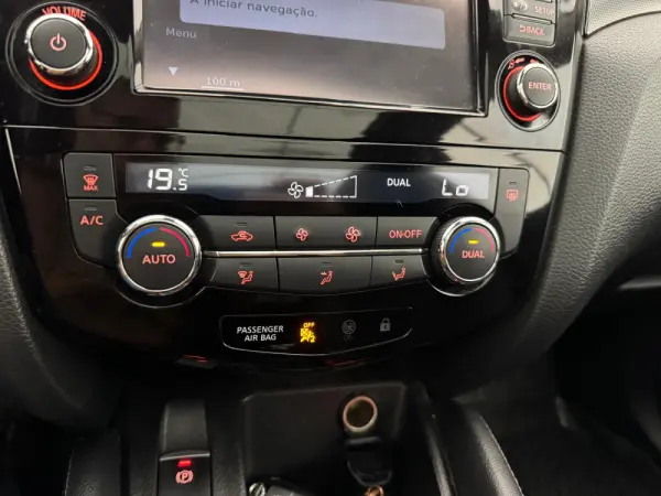 Nissan Qashqai 1.2 DIG-T N-Connecta 40