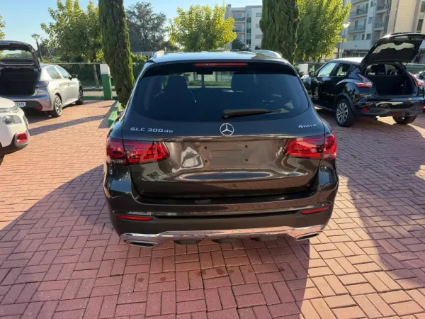 Mercedes-Benz GLC 300 de Coupe 4Matic 9G-TRONIC Exclusive 13