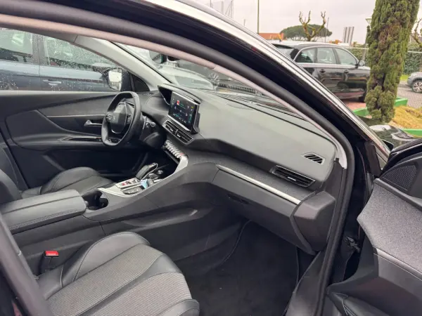 Peugeot 3008 1.6 Hybrid Allure Pack e-EAT8 18