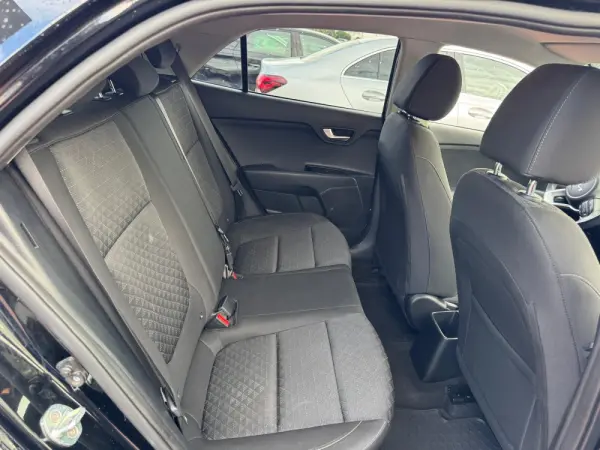 Kia Rio 1.2 CVVT Dynamic 14