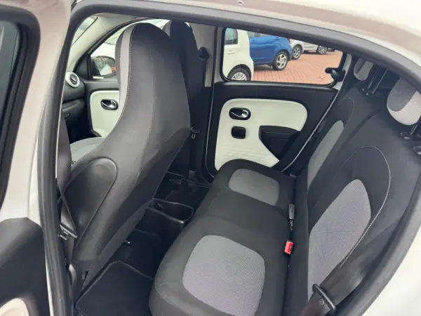Renault Twingo 1.0 SCe Zen 13