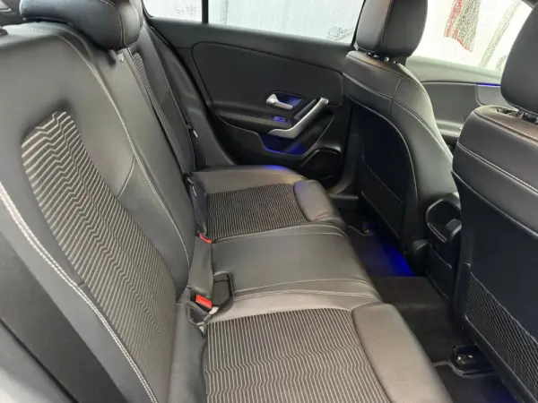 Mercedes-Benz A 180 Limousine d 7G-DCT Progressive 32