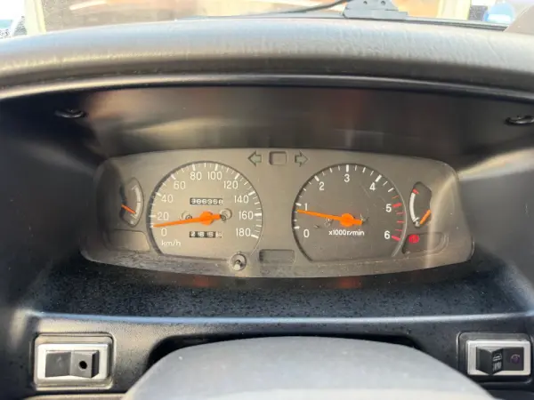 Mitsubishi L200 2.5 TD CD 3200 37