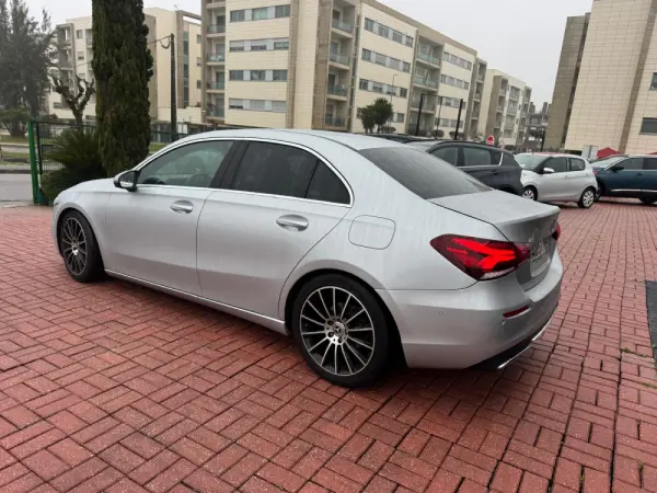 Mercedes-Benz A 180 Limousine d 7G-DCT Progressive 4