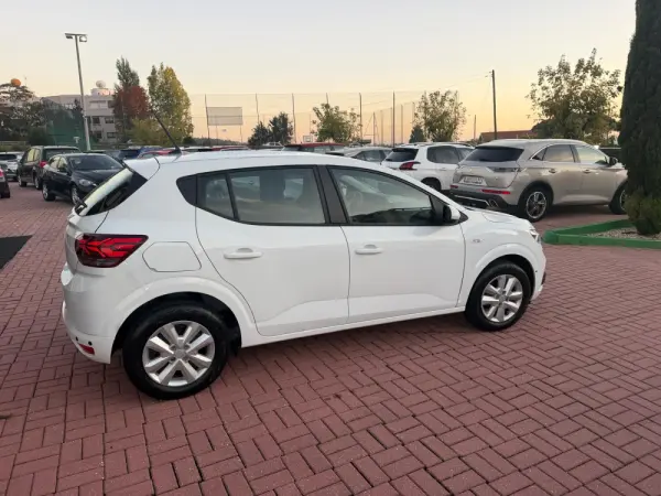 Dacia Sandero 1.0 TCe Comfort 4