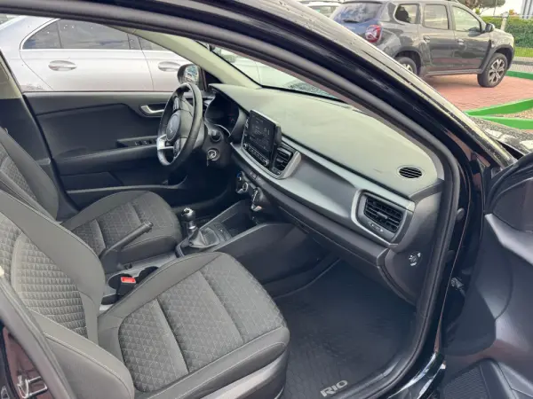 Kia Rio 1.2 CVVT Dynamic 15