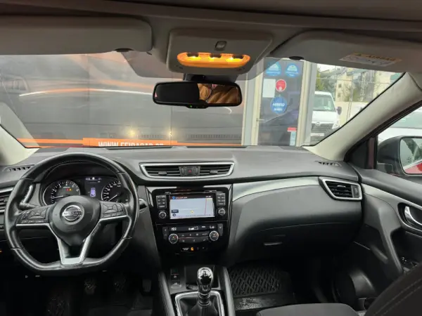 Nissan Qashqai 1.2 DIG-T N-Connecta 46