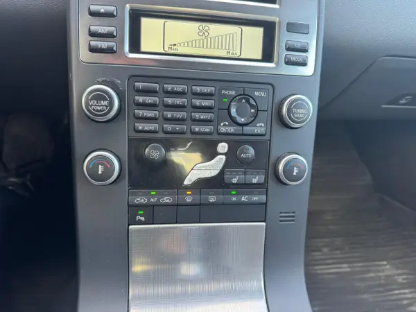 Volvo S80 2.0 D Momentum 23