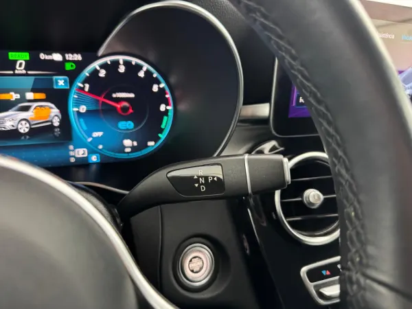 Mercedes-Benz GLC 300 de 4Matic Business Solutions Frota 37