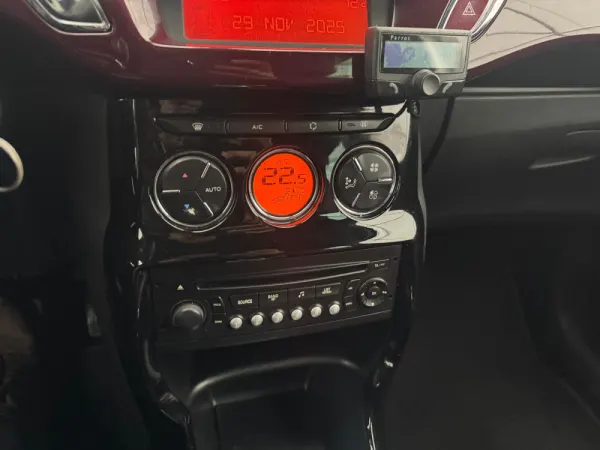 Citroën DS3 1.6 e-HDi Be Chic ETG6 16