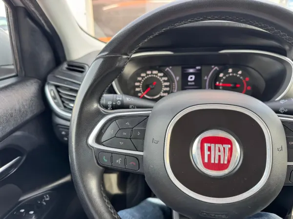 Fiat Tipo Station Wagon 1.3 M-Jet Lounge J17 26