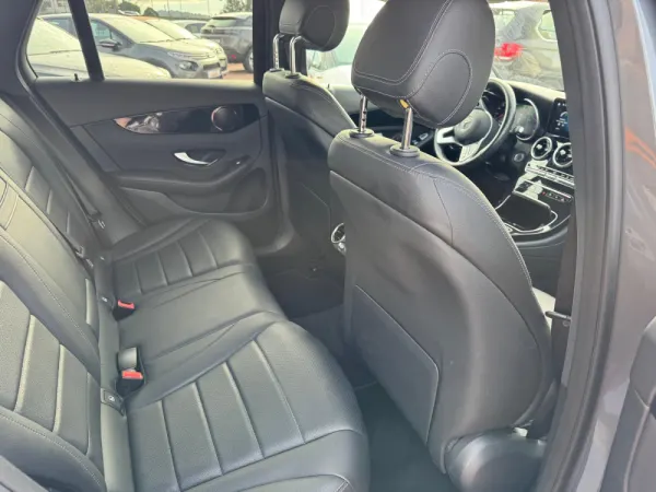 Mercedes-Benz GLC 300 de 4Matic Business Solutions Frota 46