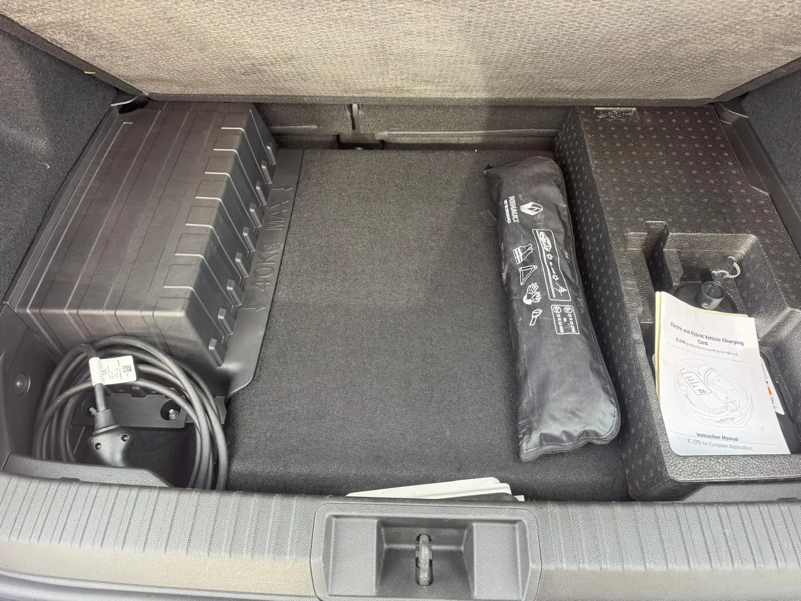 Renault Captur 1.6 E-Tech Plug-In Hybrid Techno 37