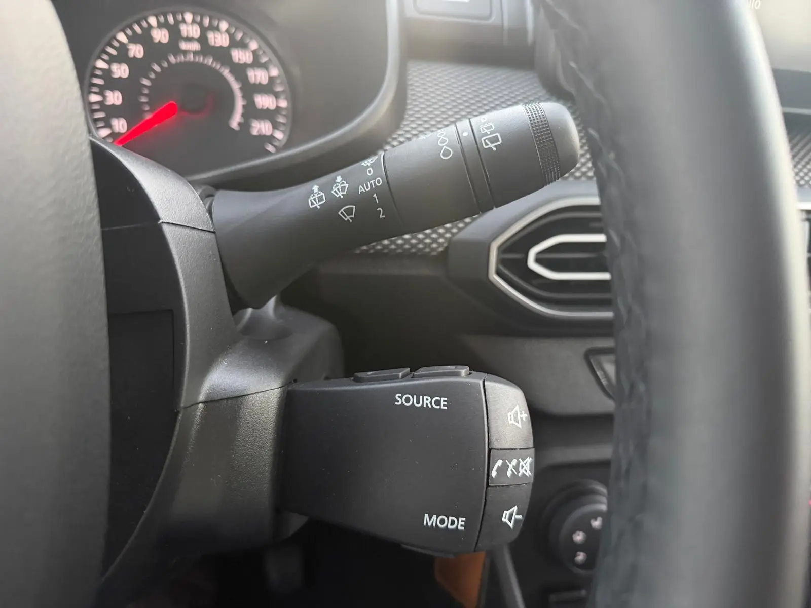 Dacia Sandero 1.0 TCe Comfort 31