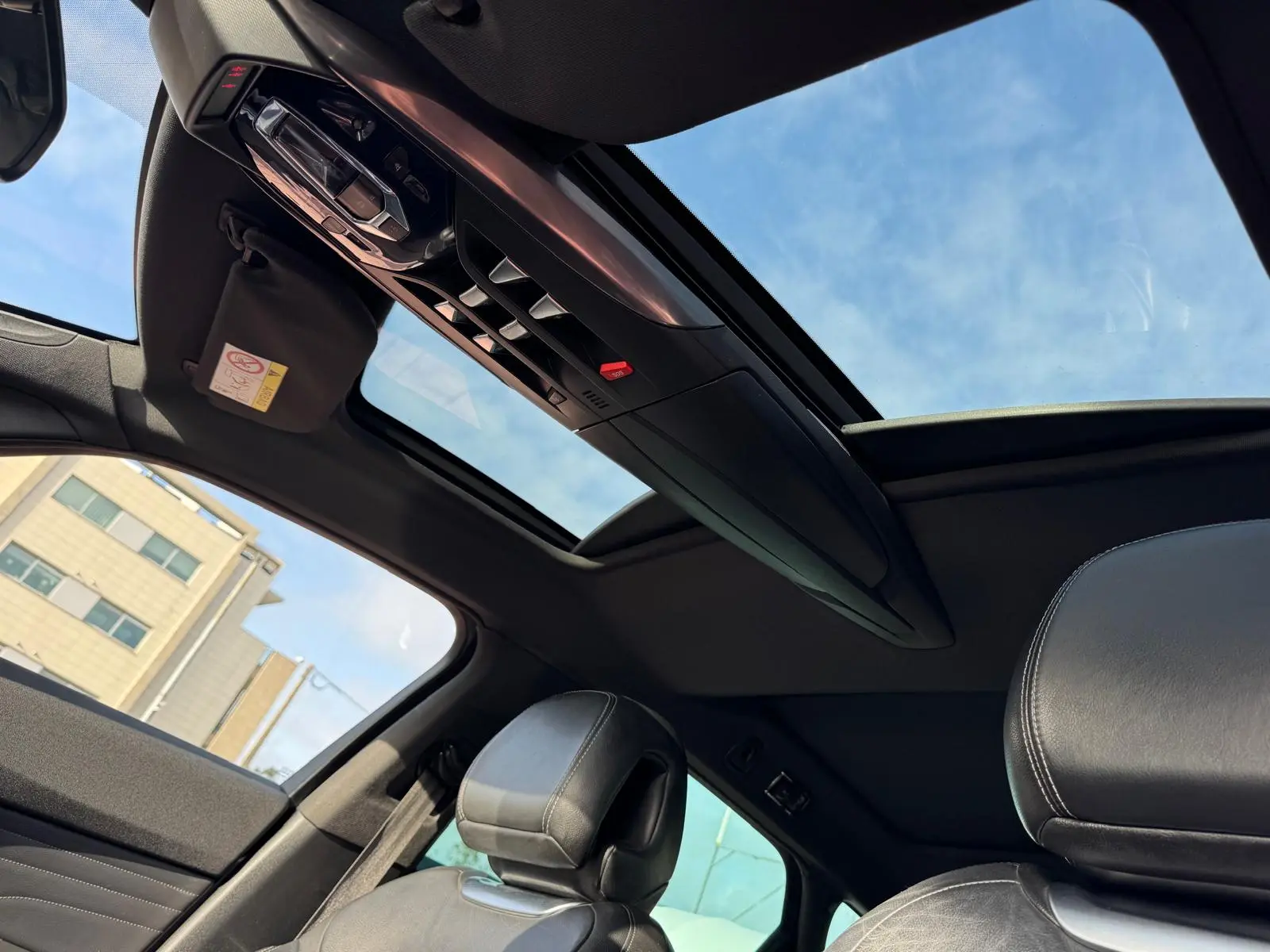 Citroën DS5 2.0 HDi Hy4 So Chic CMP6 102g 24