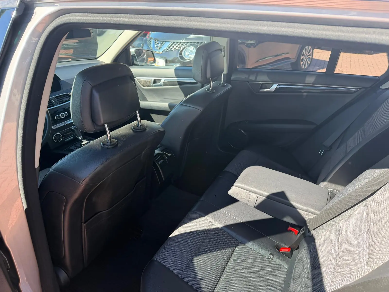 Mercedes-Benz C 250 (BlueTEC) d 4Matic Station 7G-TRONIC Avantgarde 9