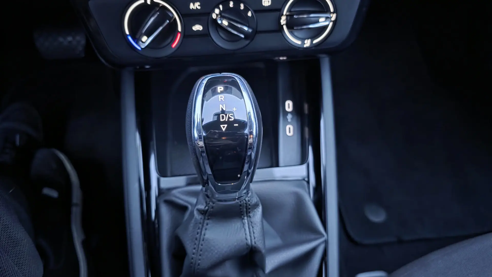 Skoda Kamiq 1.0 TSI Style DSG 20