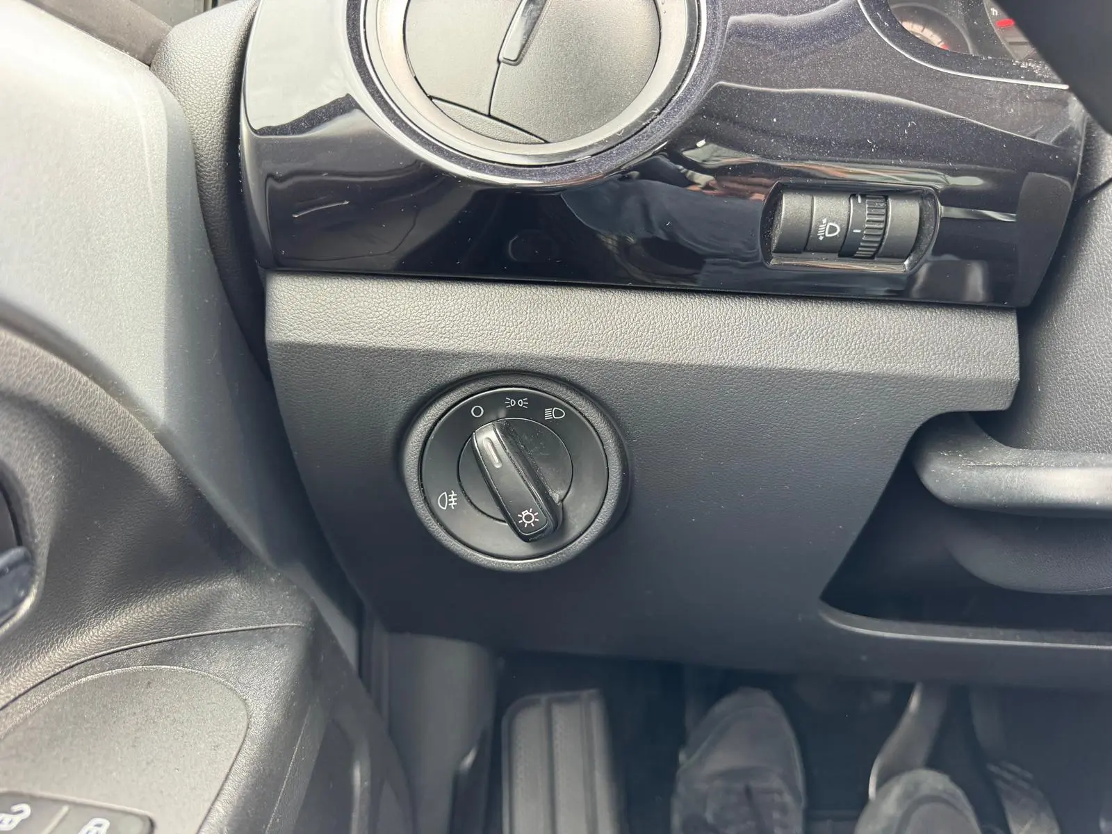 Volkswagen Up! 1.0 BlueMotion Move 23