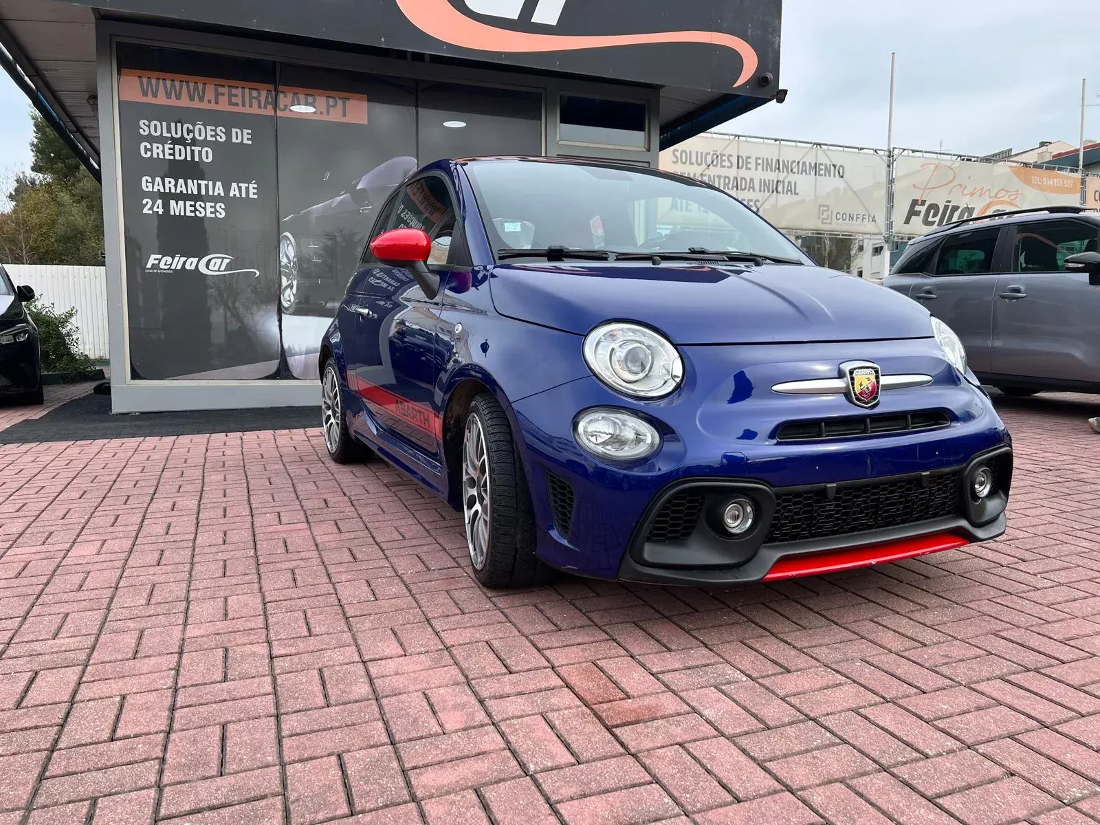 Abarth 500e C Outro 2
