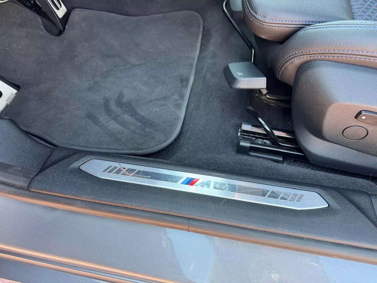 BMW 116 d Pack Desportivo M Auto 12