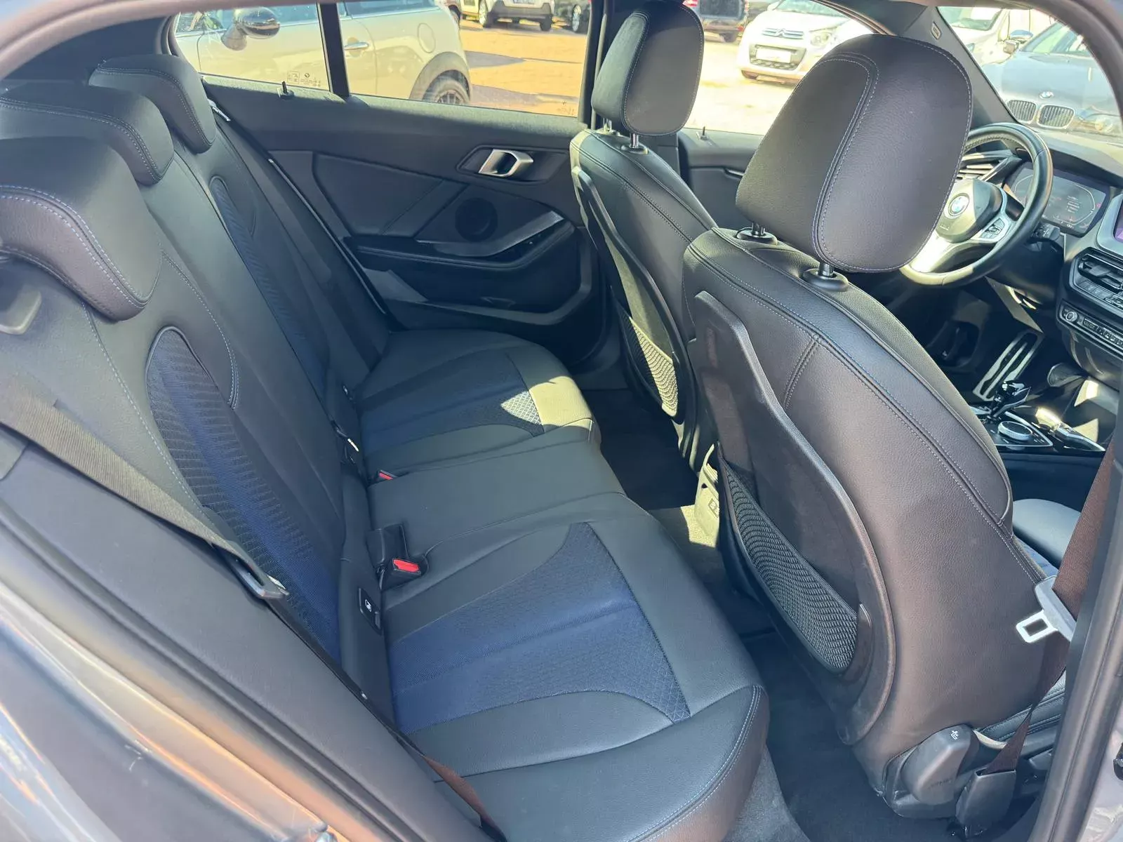 BMW 116 d Pack Desportivo M Auto 37