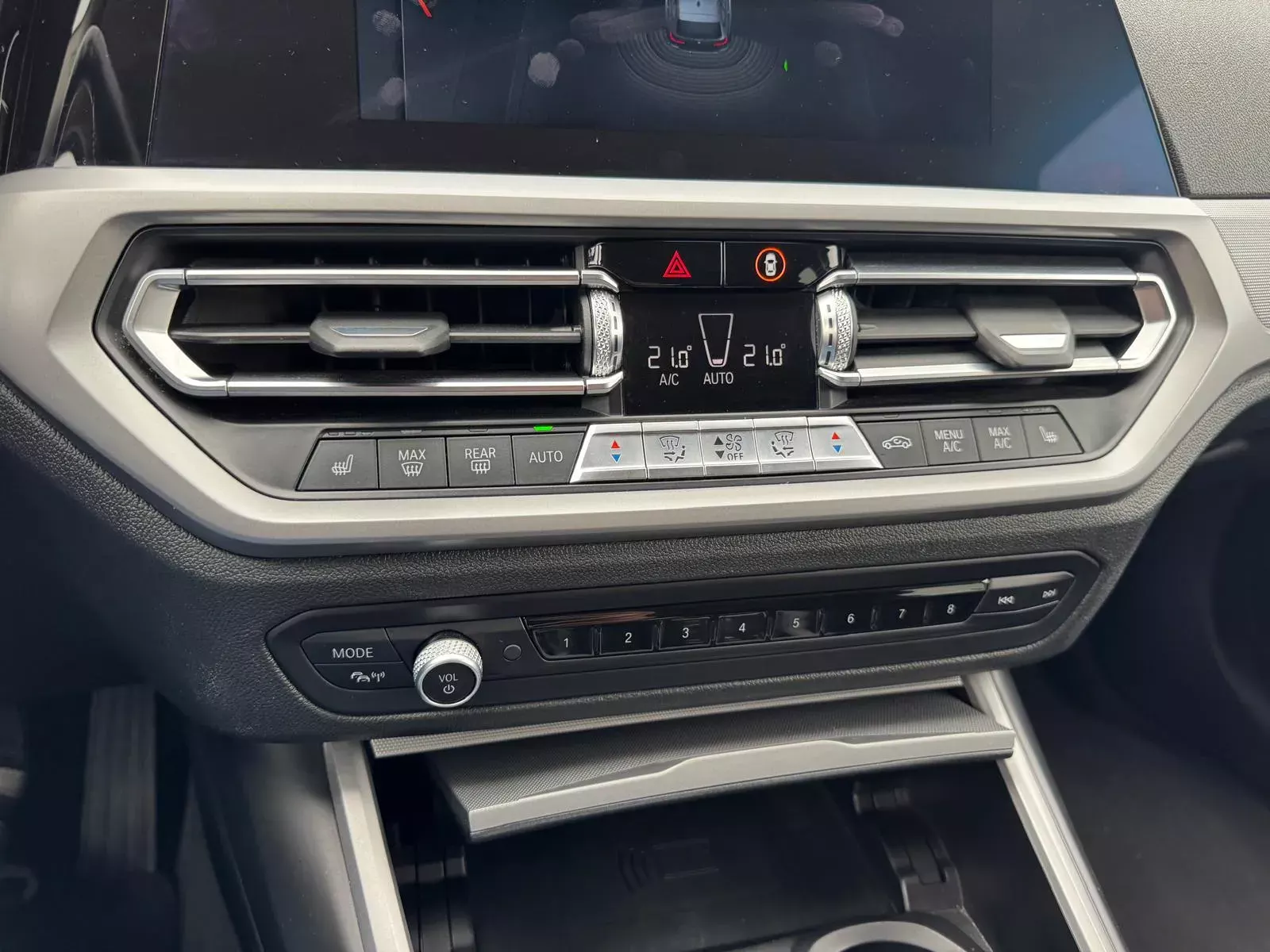 BMW 320 d Touring Auto 23