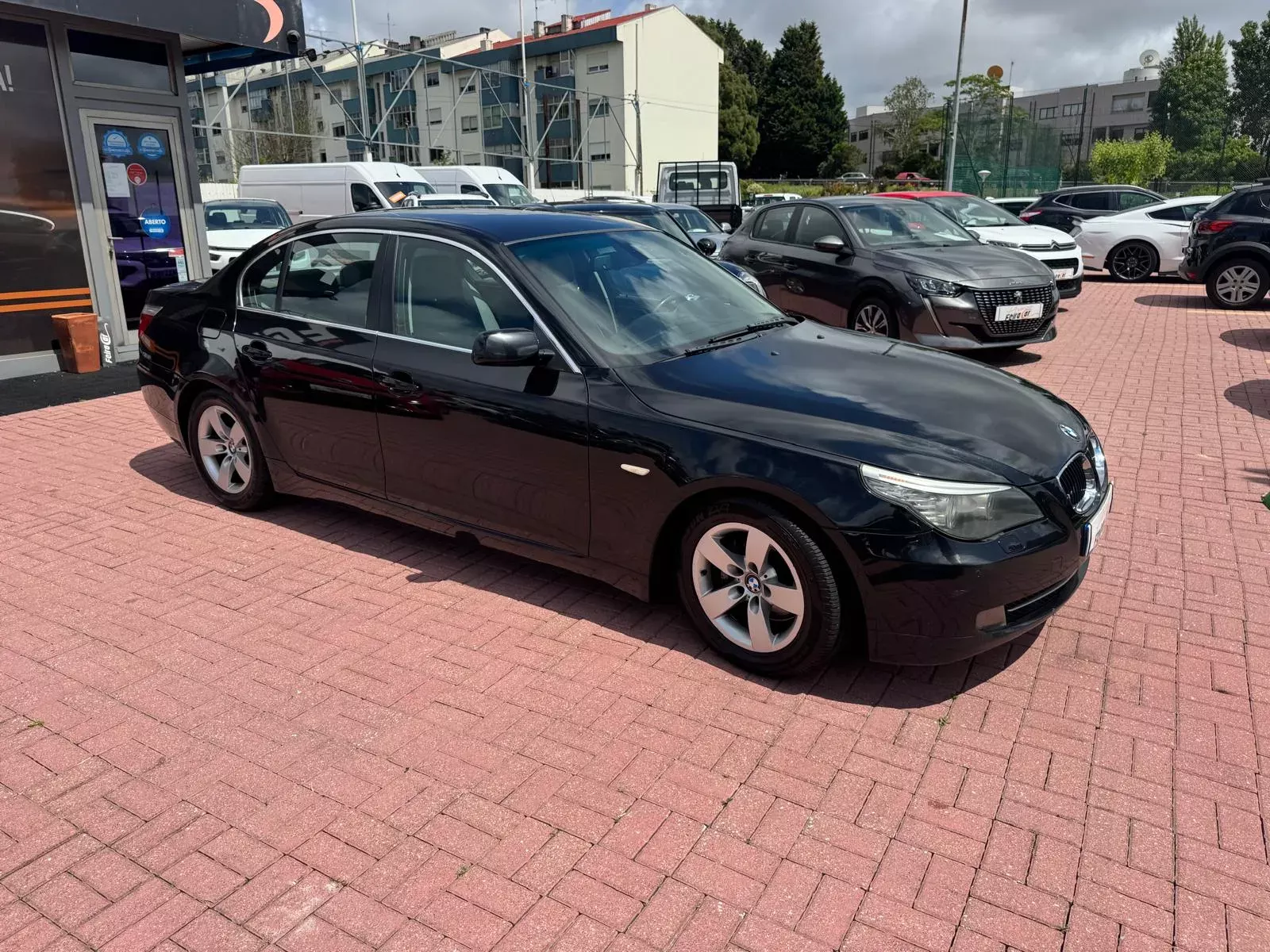 BMW 520 d Executive 4