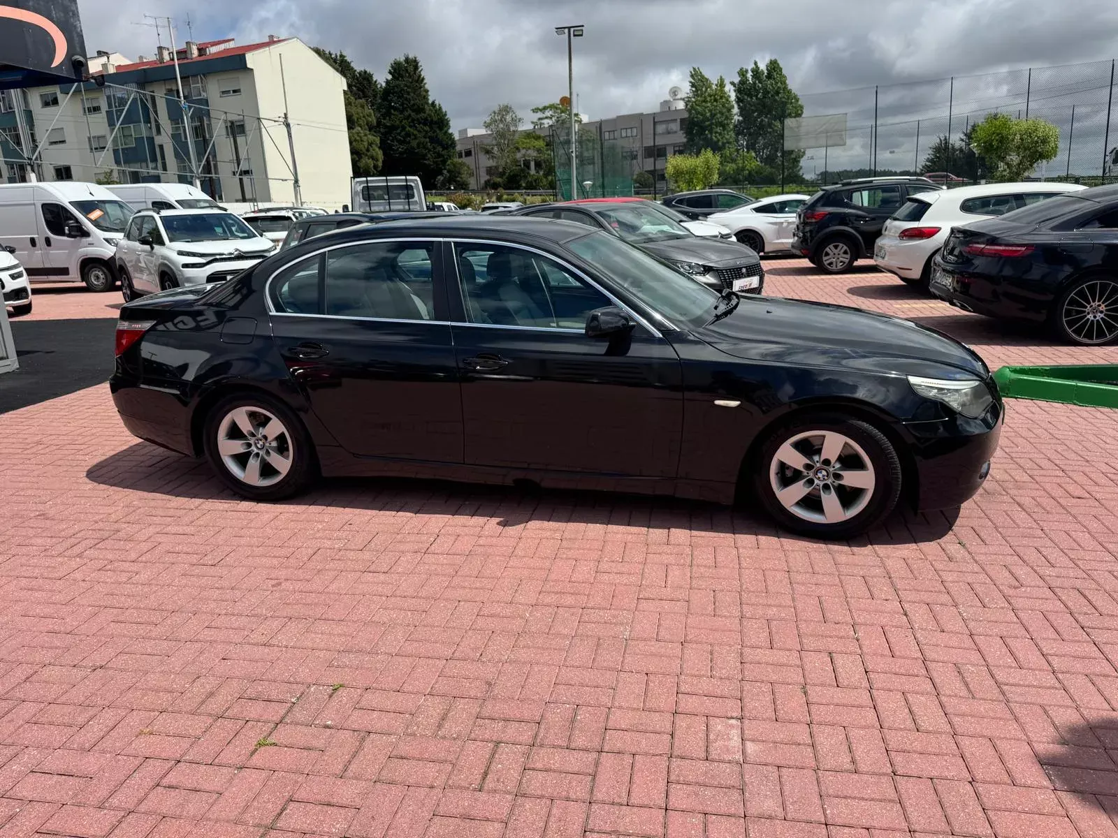 BMW 520 d Executive 5