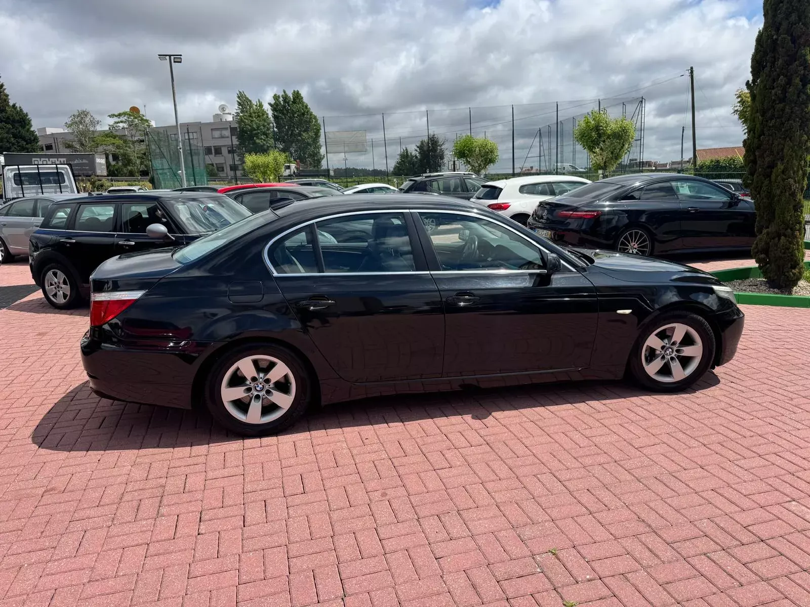 BMW 520 d Executive 6