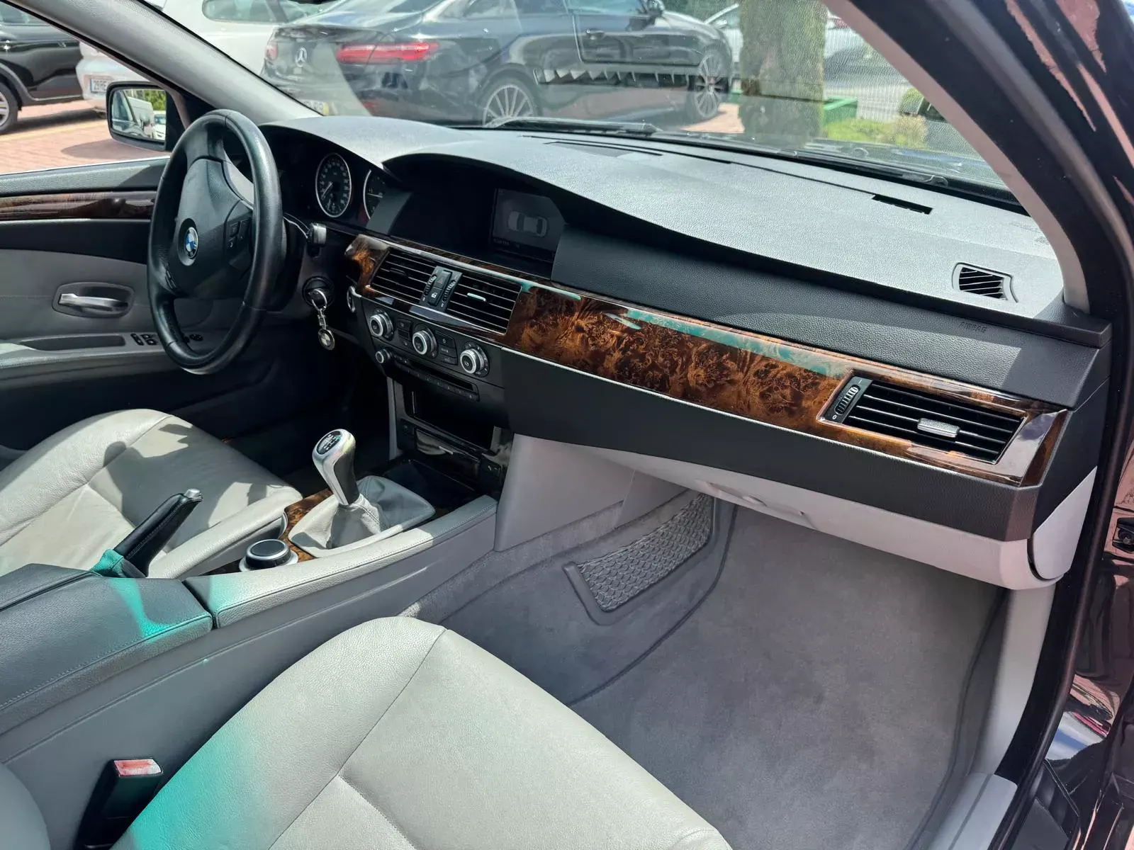 BMW 520 d Executive 19