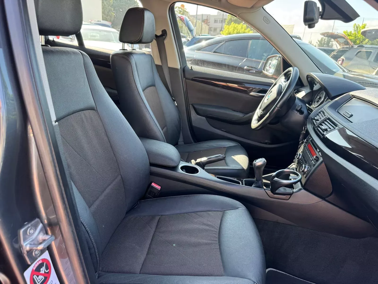 BMW X1 16 d sDrive xLine 9