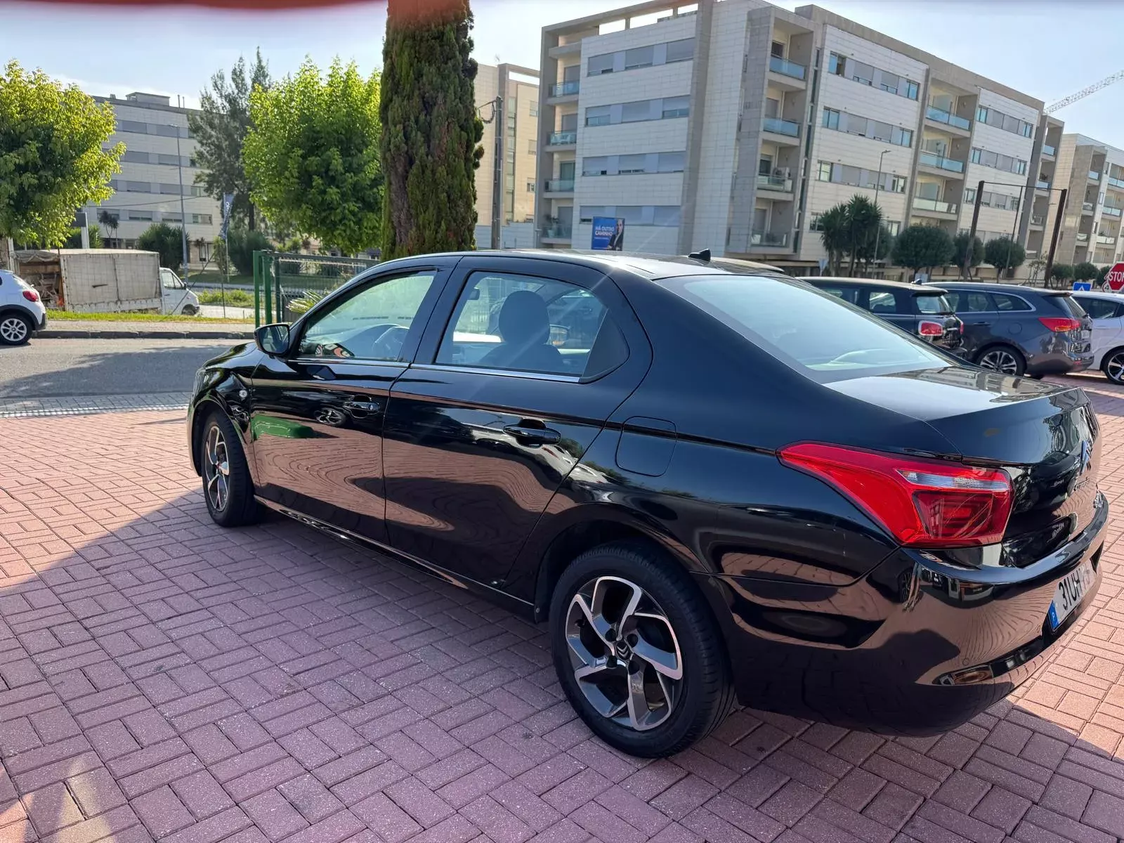 Citroën C-Elysée 1.6 BlueHDi Shine 4