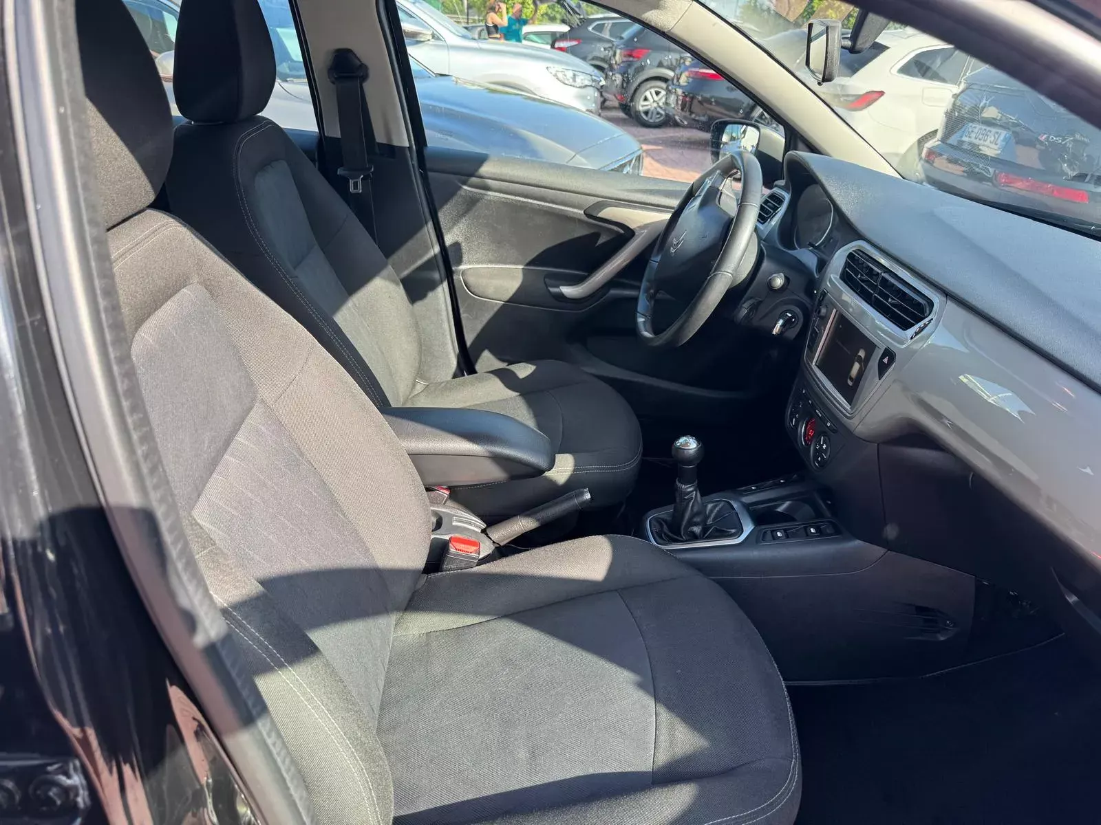 Citroën C-Elysée 1.6 BlueHDi Shine 8