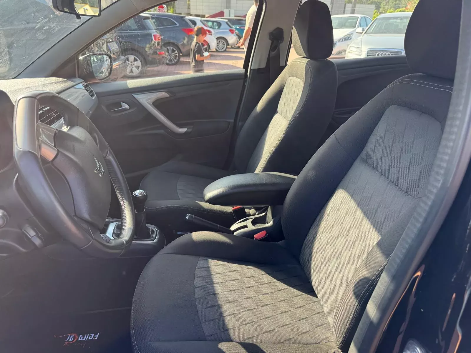 Citroën C-Elysée 1.6 BlueHDi Shine 12