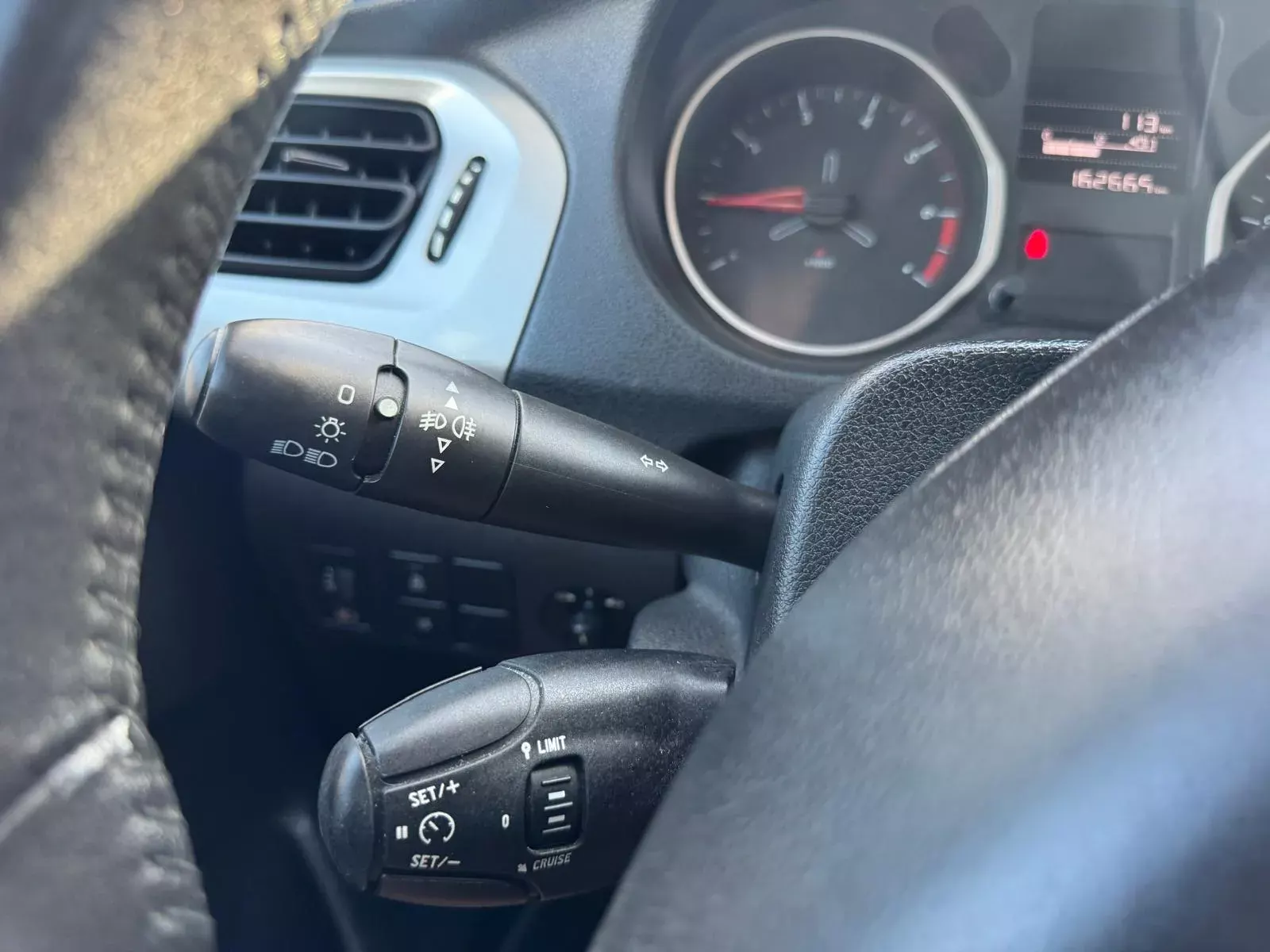 Citroën C-Elysée 1.6 BlueHDi Shine 20