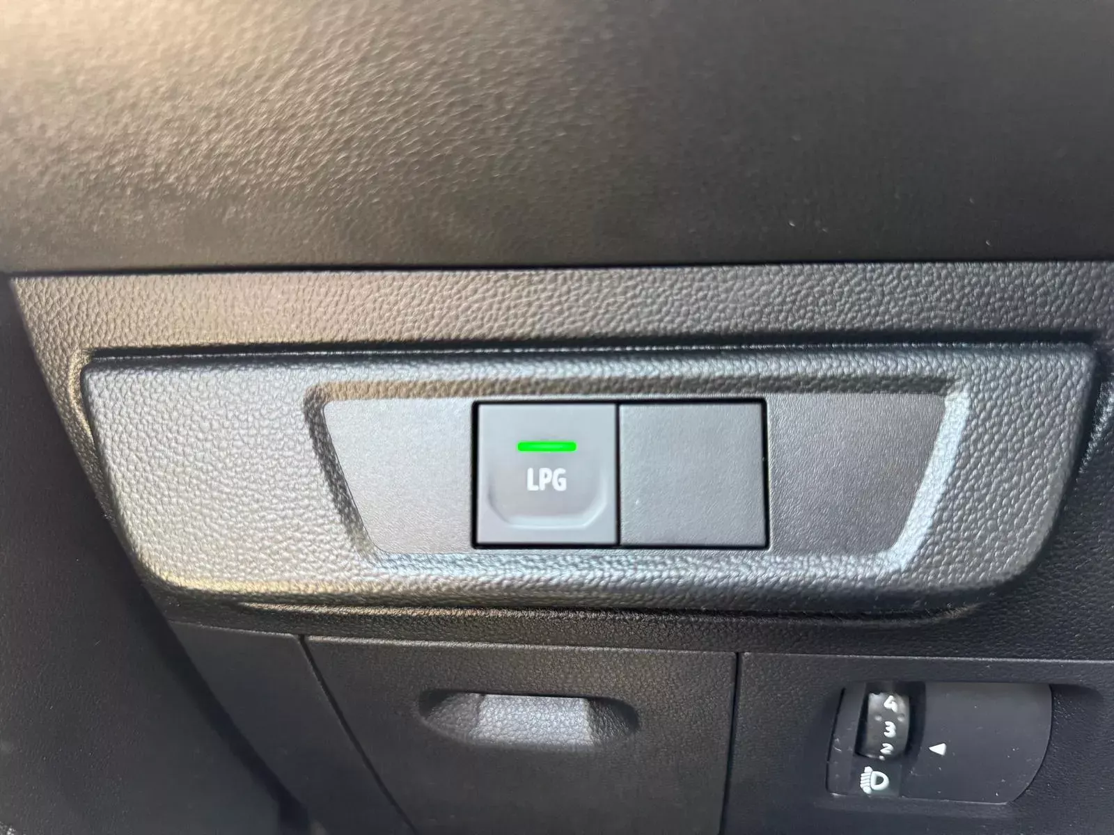 Dacia Jogger 1.0 ECO-G Comfort 7L Bi-Fuel 33