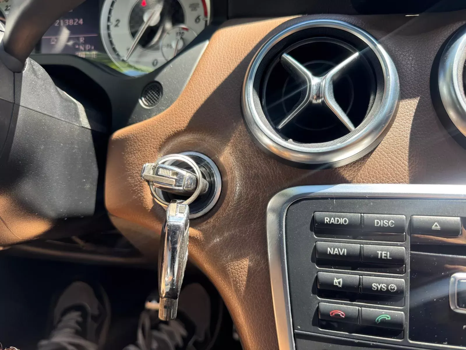 Mercedes-Benz A 220 CDi BlueEfficiency Aut. 26