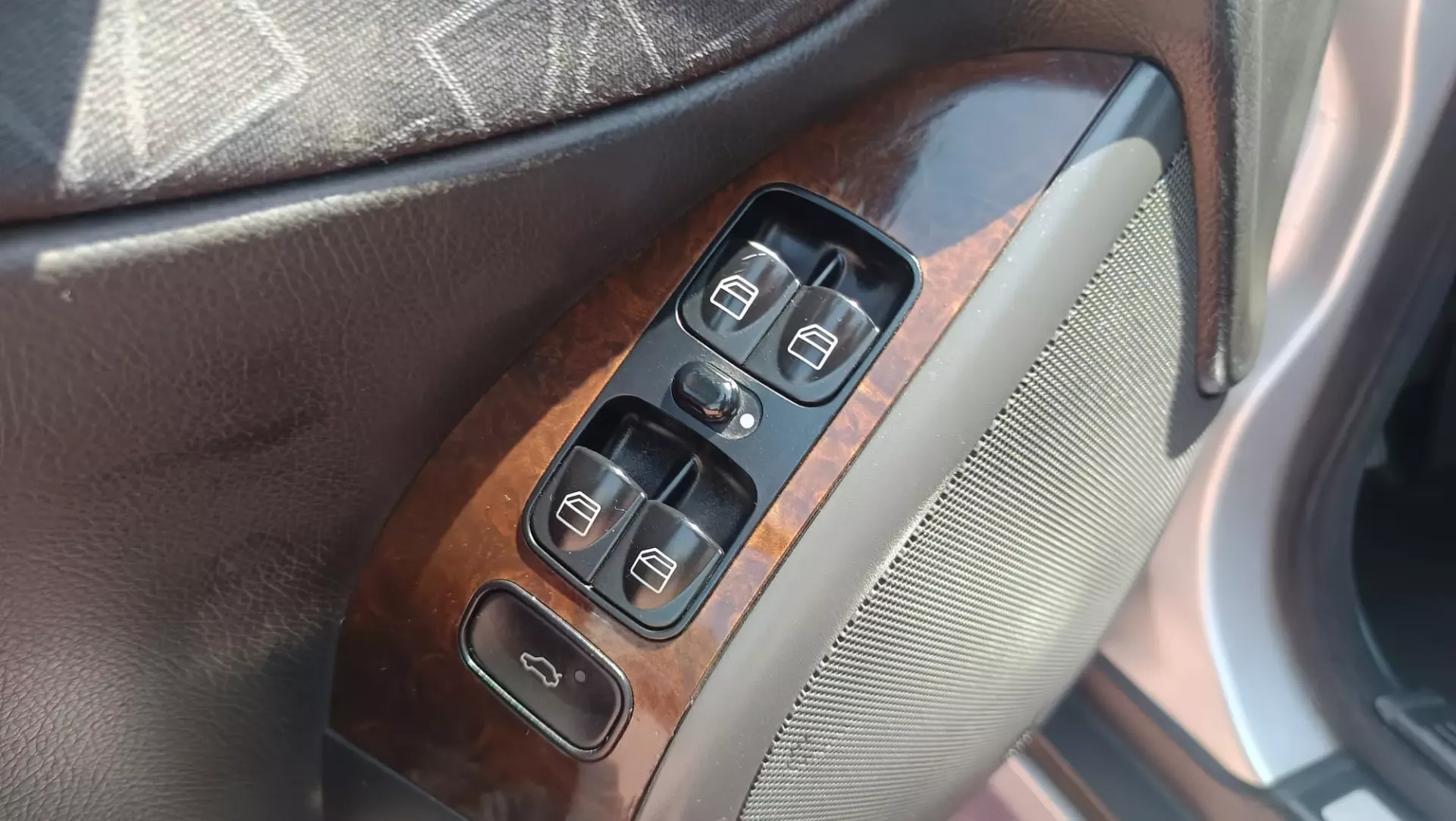 Mercedes-Benz C 220 10