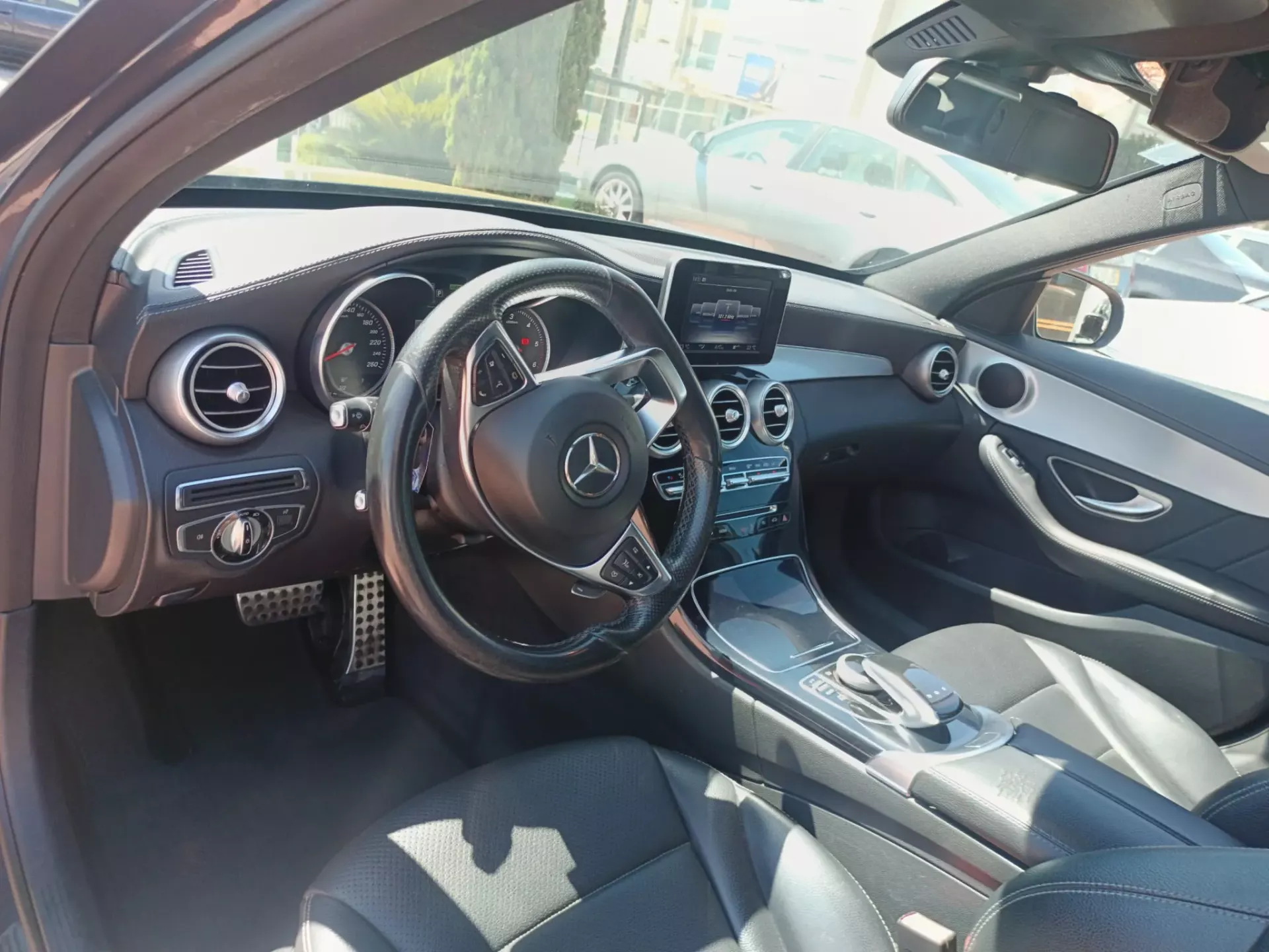 Mercedes-Benz C 300 15