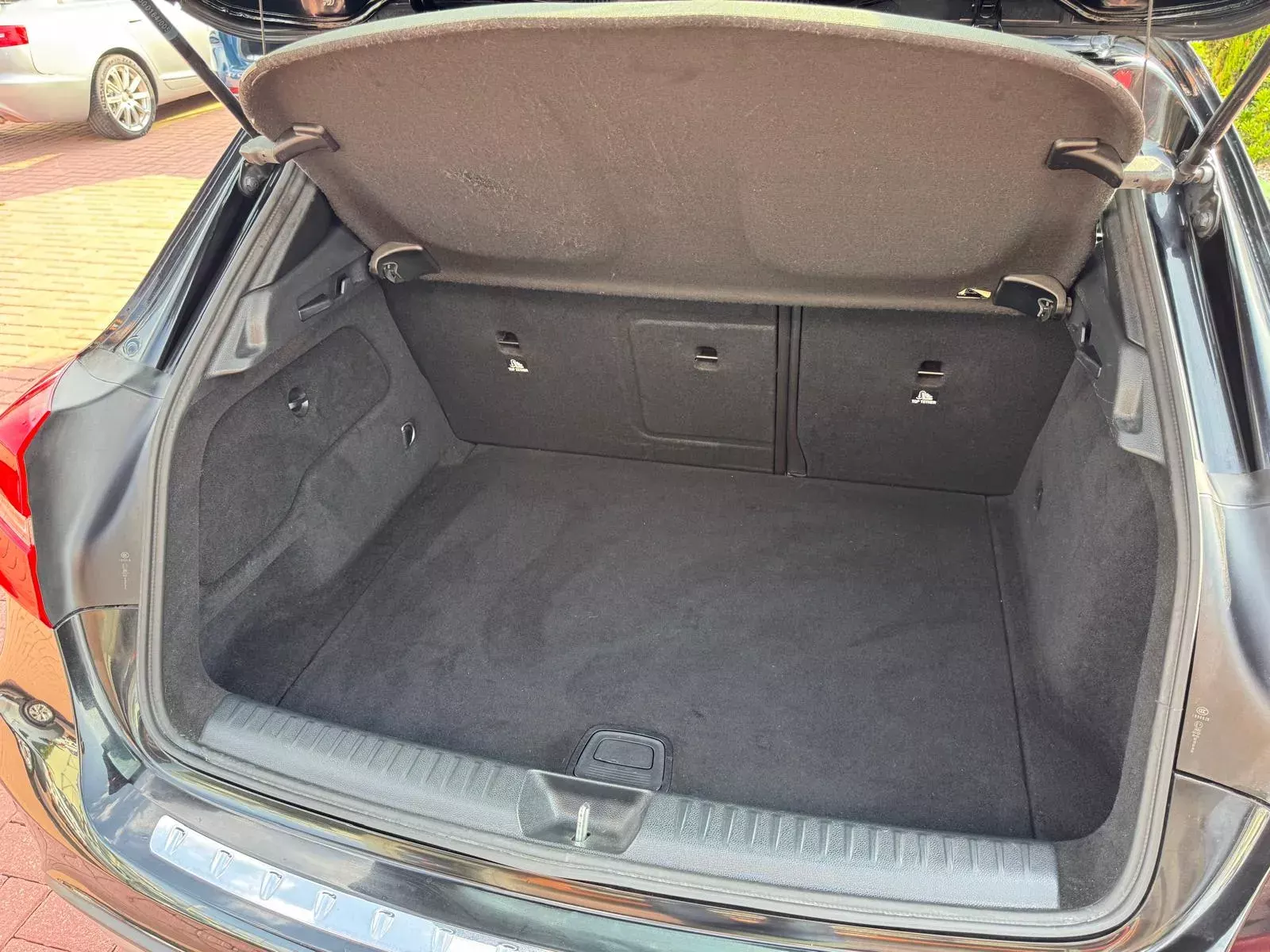 Mercedes-Benz GLA 180 CDi AMG Line 37