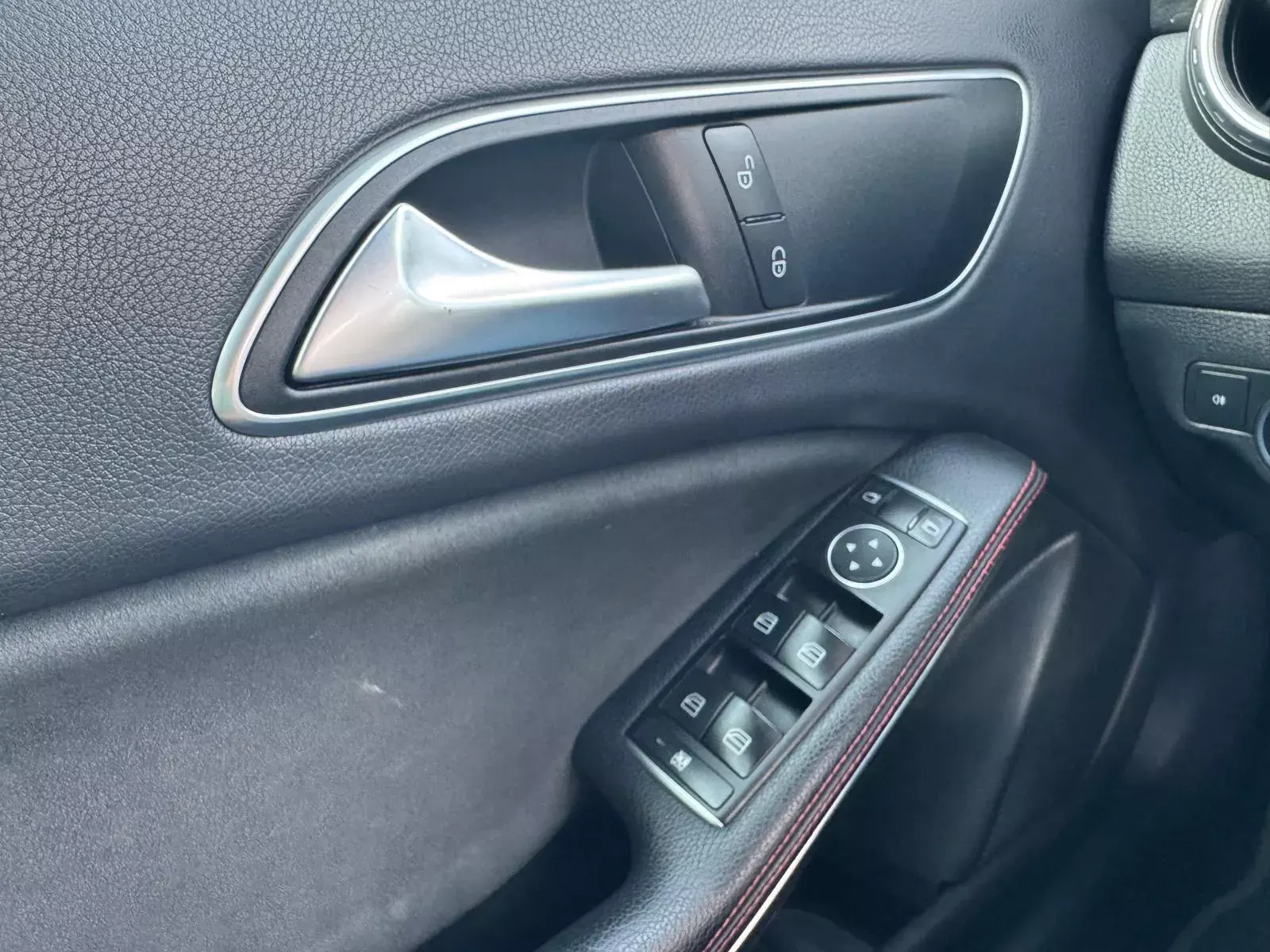 Mercedes-Benz GLA 180 CDi AMG Line 46