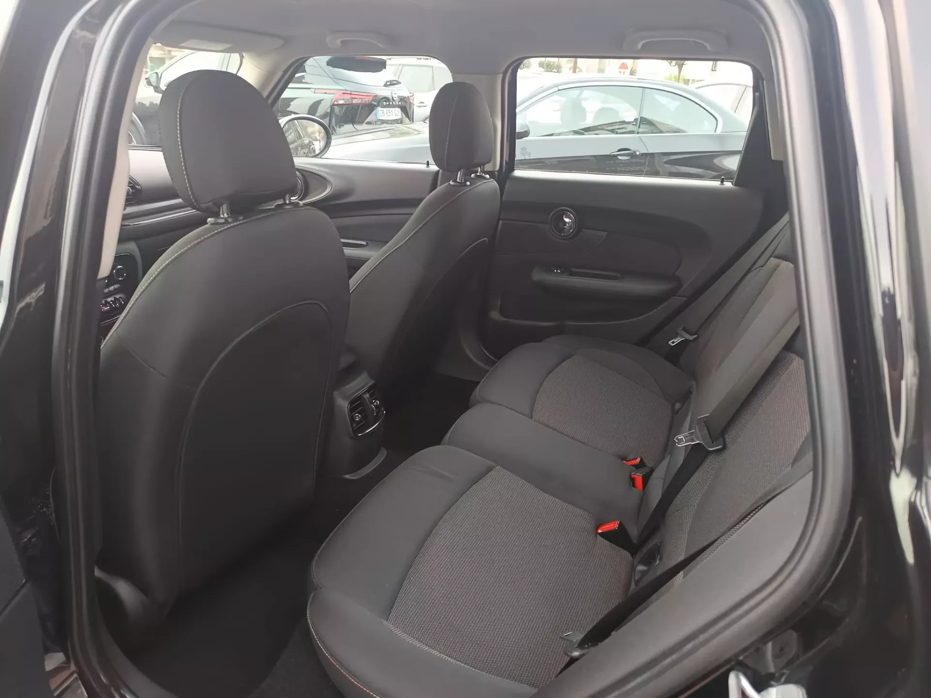 MINI Clubman One D 8