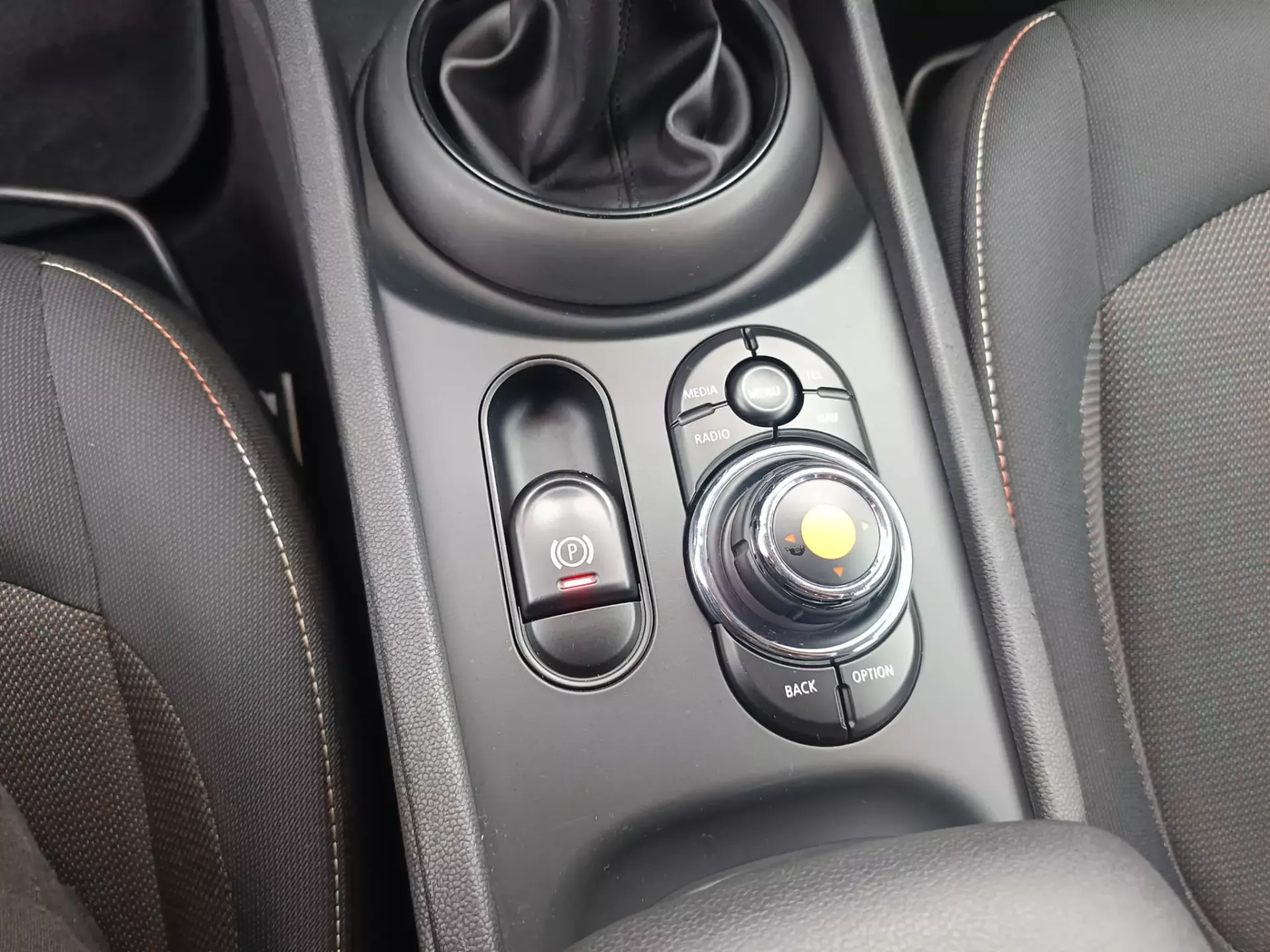 MINI Clubman One D 15